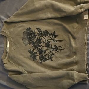 American Eagle Sweater with Velvet Flowers